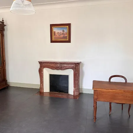 Maison De Maitre Dans Un Parc Clos De 3 Hectares Lamothe-Montravel